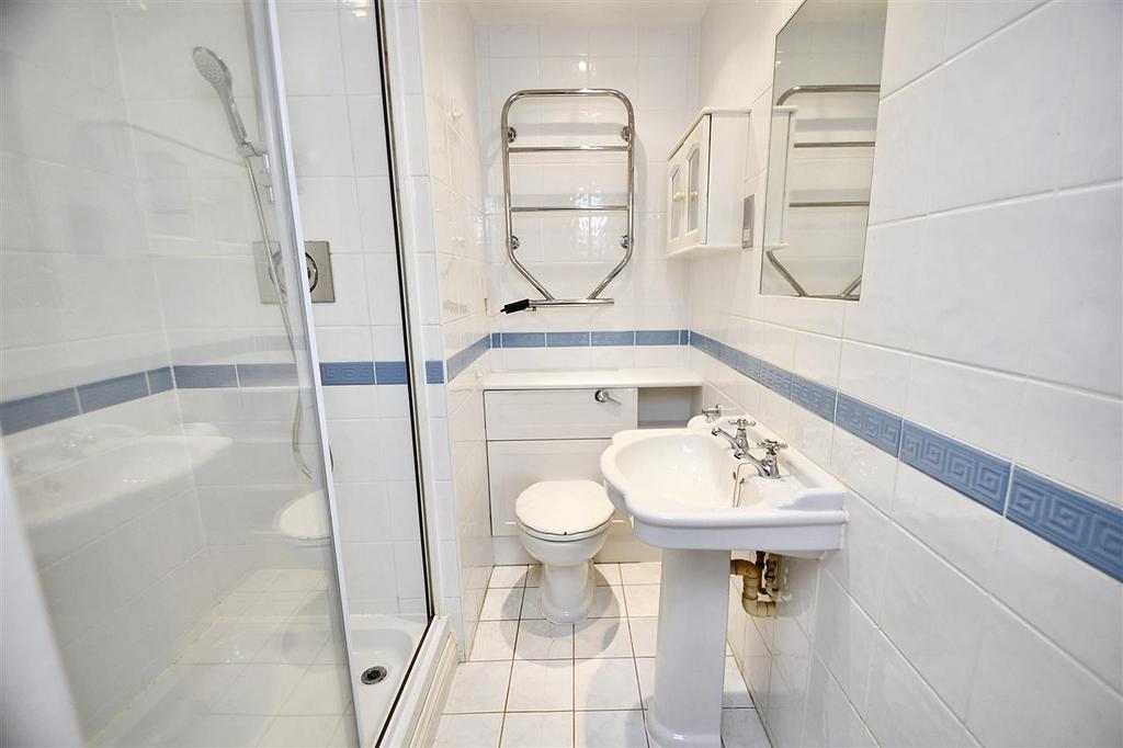 En suite shower room
