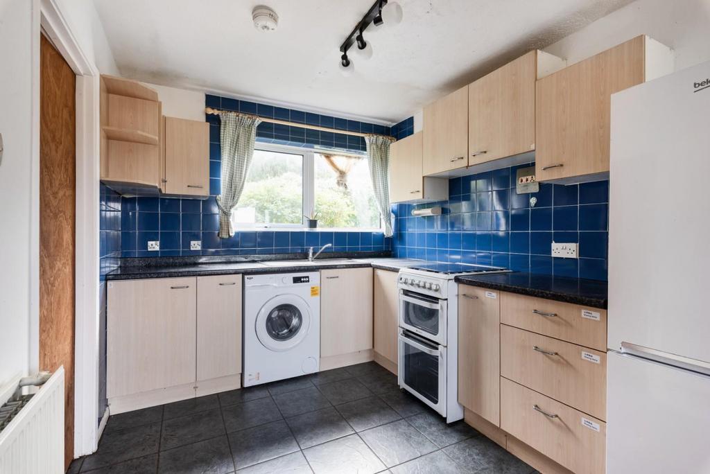 18 Drake Avenue, Bath BA2 5 NX-5.jpg