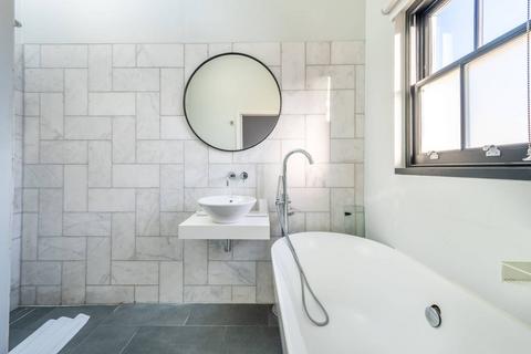 2 bedroom flat to rent, Campden Hill Road, Hillgate Village, London, W8