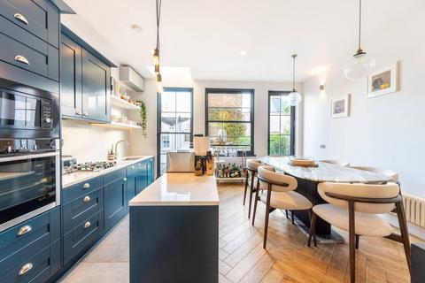2 bedroom flat to rent, Campden Hill Road, Hillgate Village, London, W8
