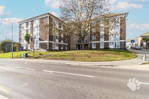 1 bedroom apartment for sale, South Crockerford, Basildon SS16