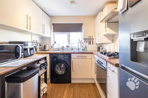 1 bedroom apartment for sale, South Crockerford, Basildon SS16