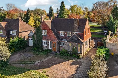 undefined, Ruden Way, Surrey KT17