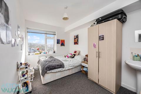 6 bedroom semi-detached house to rent, Uplands Road, Brighton BN1