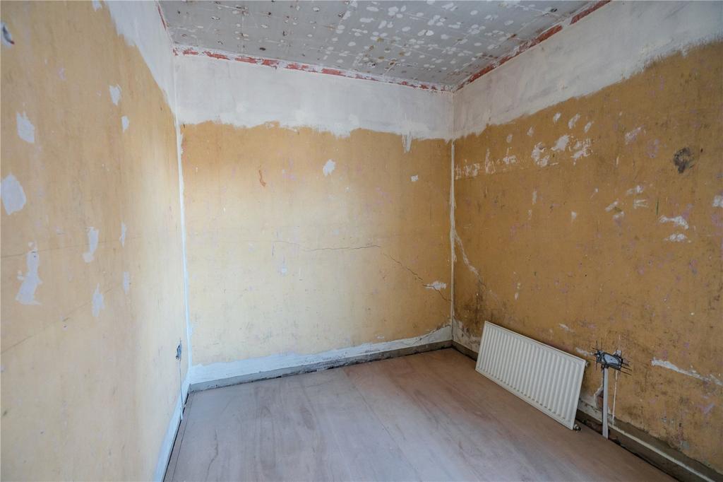 Bedroom 3 (2)