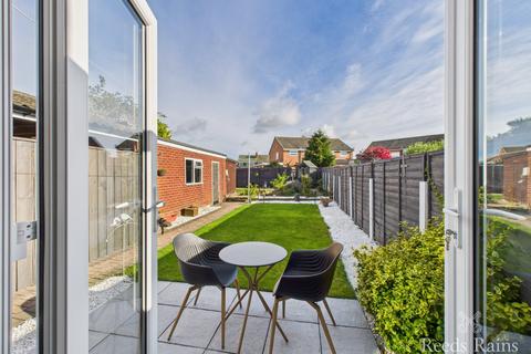 3 bedroom semi-detached house for sale, Birkdale Road, Durham TS18