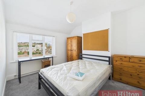 4 bedroom terraced house to rent, Mafeking Road, Brighton, East Sussex