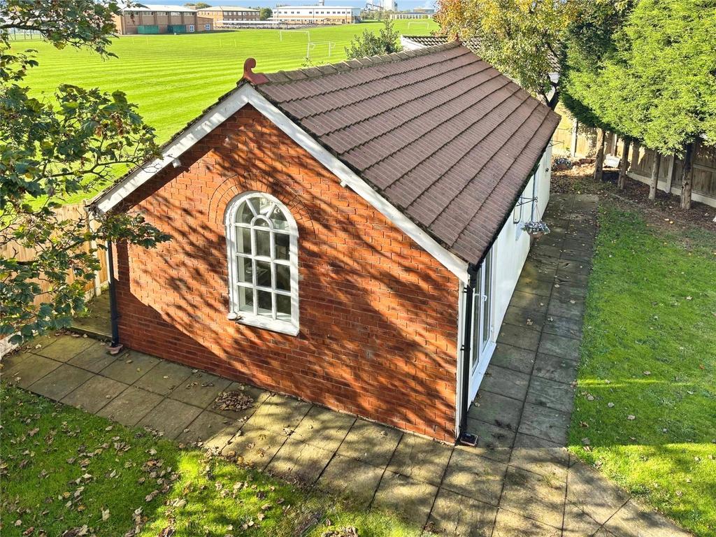 Outbuilding