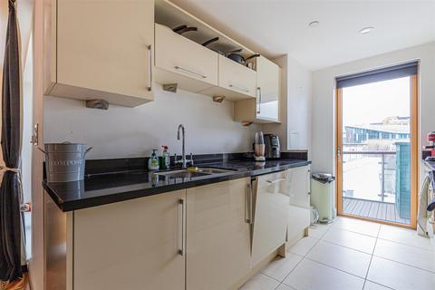 404, David Morgan Apartments Barry Lane, Cardiff, CF10 1FR