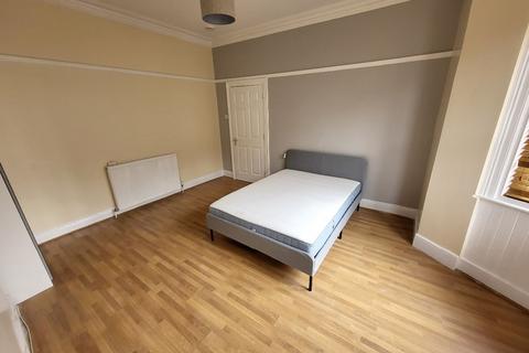 undefined, Grosvenor Gardens, Newcastle upon Tyne NE2