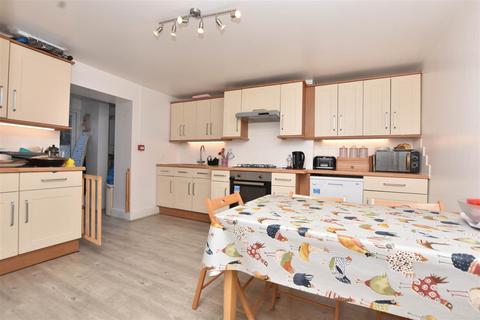 5 bedroom terraced house for sale, Tideswell Road, Eastbourne