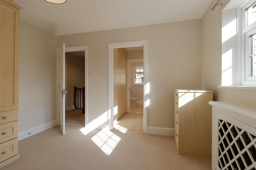 Bedroom 1c.jpg
