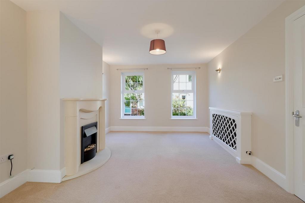 Living Room a.jpg