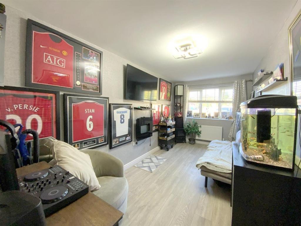 Resized IMG 5687.jpg