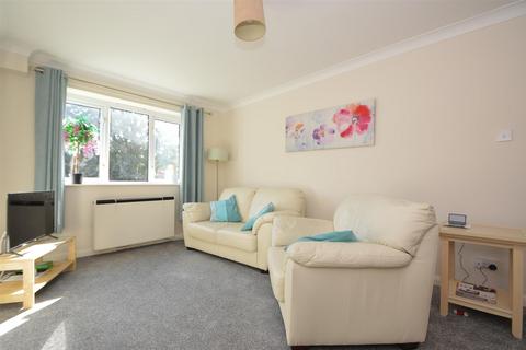 2 bedroom flat for sale, ELMFIELD, RYDE