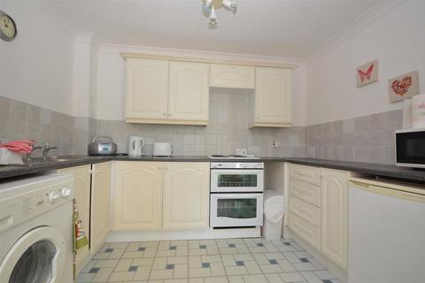 2 bedroom flat for sale, ELMFIELD, RYDE