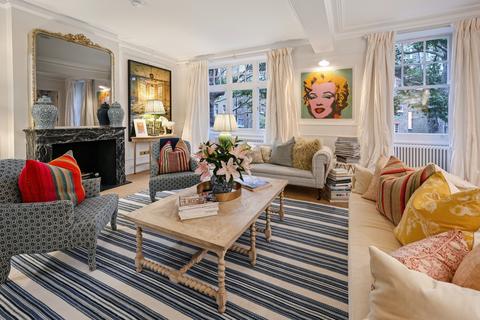 3 bedroom apartment for sale, Grove Court, Drayton Gardens, Chelsea, London, SW10