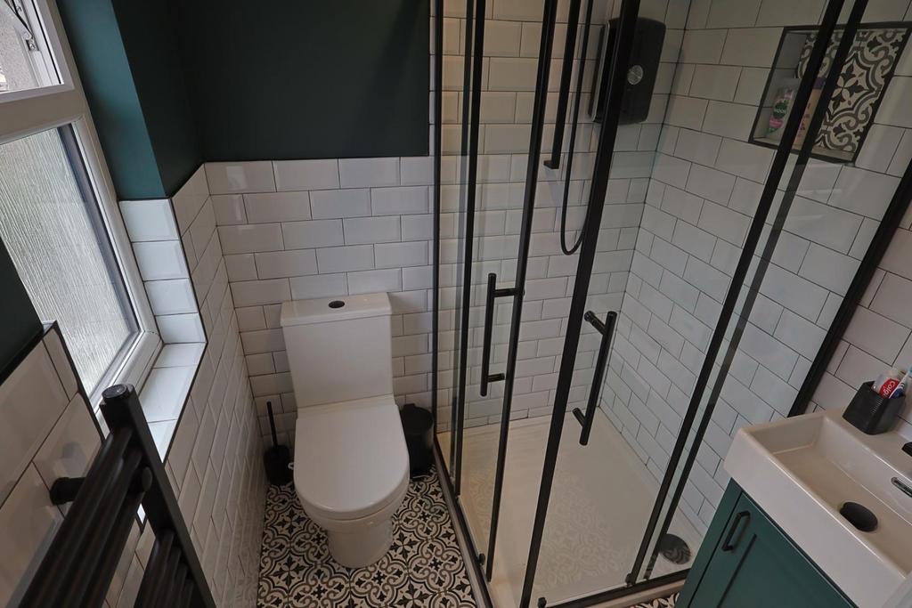 Ensuite