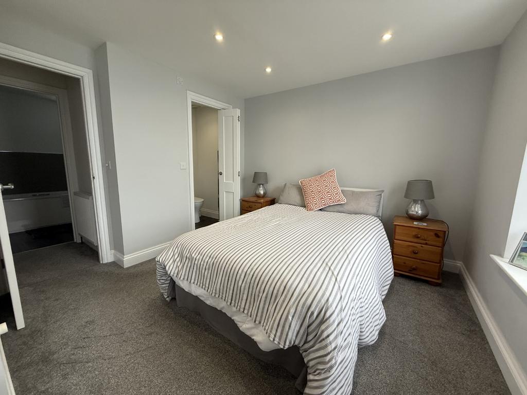 Front Double Bedroom 2