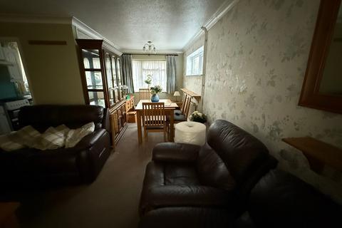 2 bedroom bungalow for sale, Gatefield Close, Walton on the Naze, CO14
