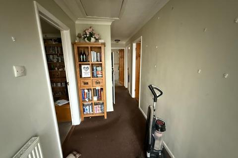 2 bedroom bungalow for sale, Gatefield Close, Walton on the Naze, CO14