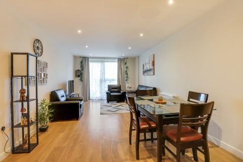 2 bedroom ground floor flat to rent, Meadow House, 1 Kingston Close, Maidenhead SL6