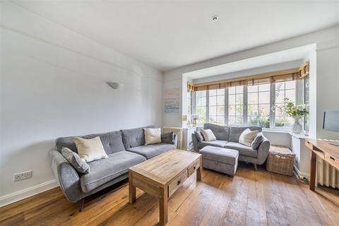 3 bedroom house for sale, Woodstock Road, Coulsdon