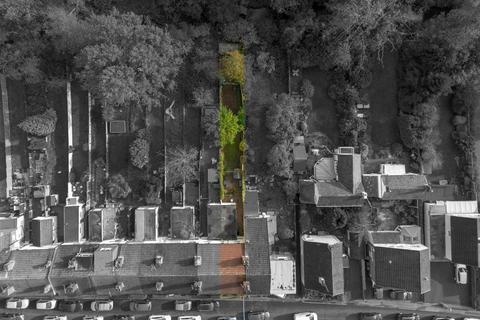 undefined, Henwood Road, Compton