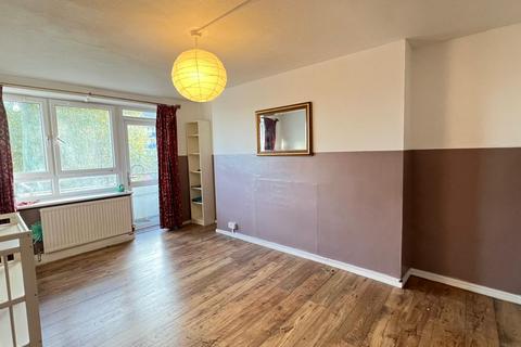 2 bedroom flat to rent, Haddonfield, London SE8