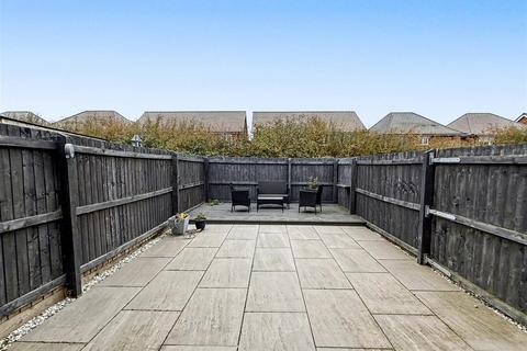 2 bedroom end of terrace house for sale, Caesar Drive, Nuneaton