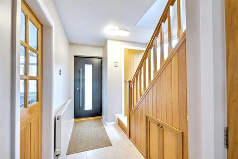 undefined, Petworth Avenue, Toton
