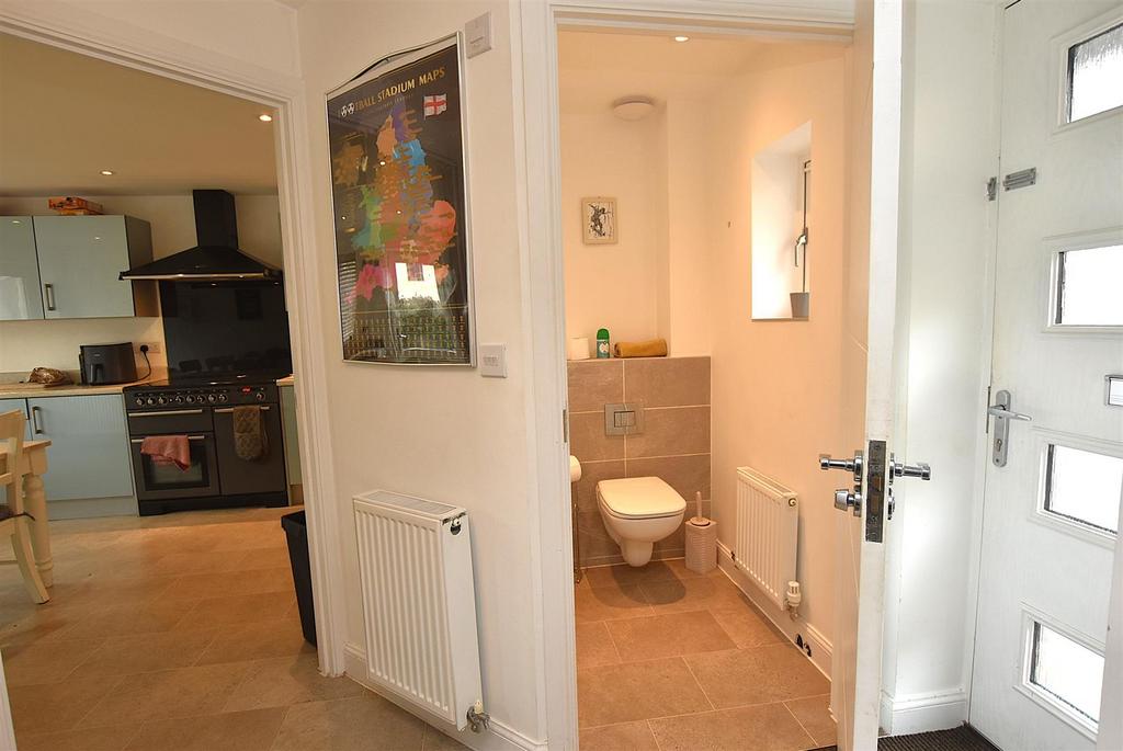 Cloakroom/WC