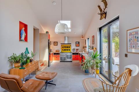 4 bedroom detached house for sale, Beautifully Restored Period Home on Park Lane