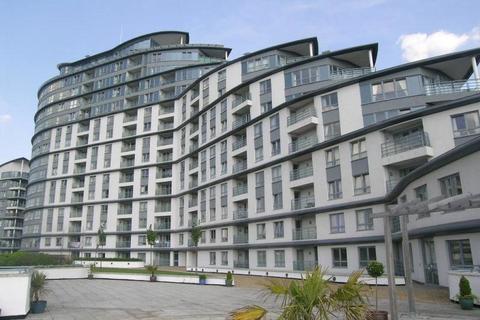 Station Approach, Surrey GU22