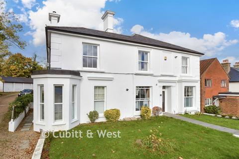 2 bedroom apartment for sale, Shenfield, Redhill RH1