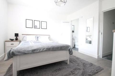 1 bedroom house to rent, Laburnum Grove, Beeston, Nottingham, NG9