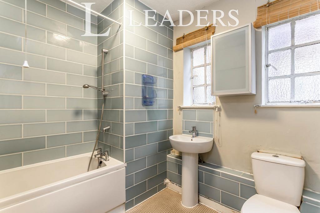 Apartment in London - View 4