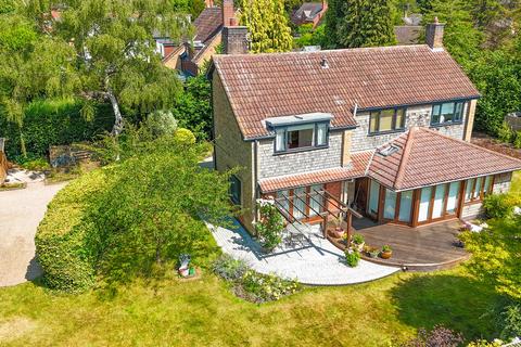 5 bedroom detached house for sale, Pendene Road, Stoneygate, Leicester