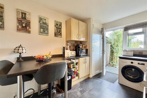 2 bedroom semi-detached house for sale, Coombe Road, Southminster