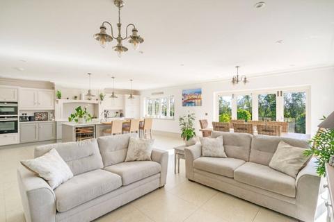 5 bedroom detached house for sale, Gillow Lane, Wadhurst, East Sussex, TN5