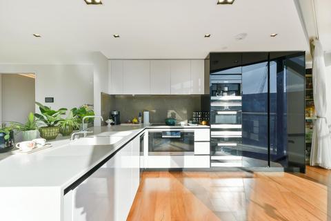 2 bedroom apartment to rent, Riverlight Quay, Nine Elms, London, SW11