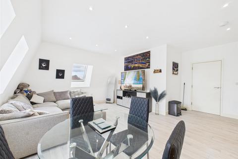 undefined, Alton Mews, Aylesbury HP19