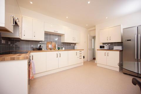 Greenbank Avenue, Plymouth PL4