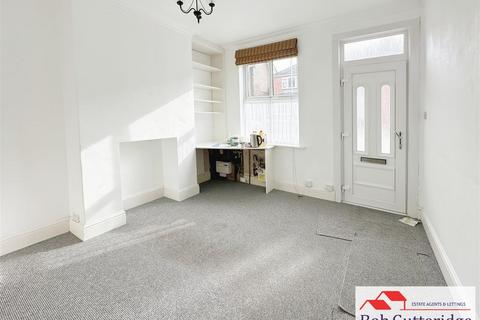 2 bedroom terraced house to rent, Taylor Street, May Bank, Newcastle