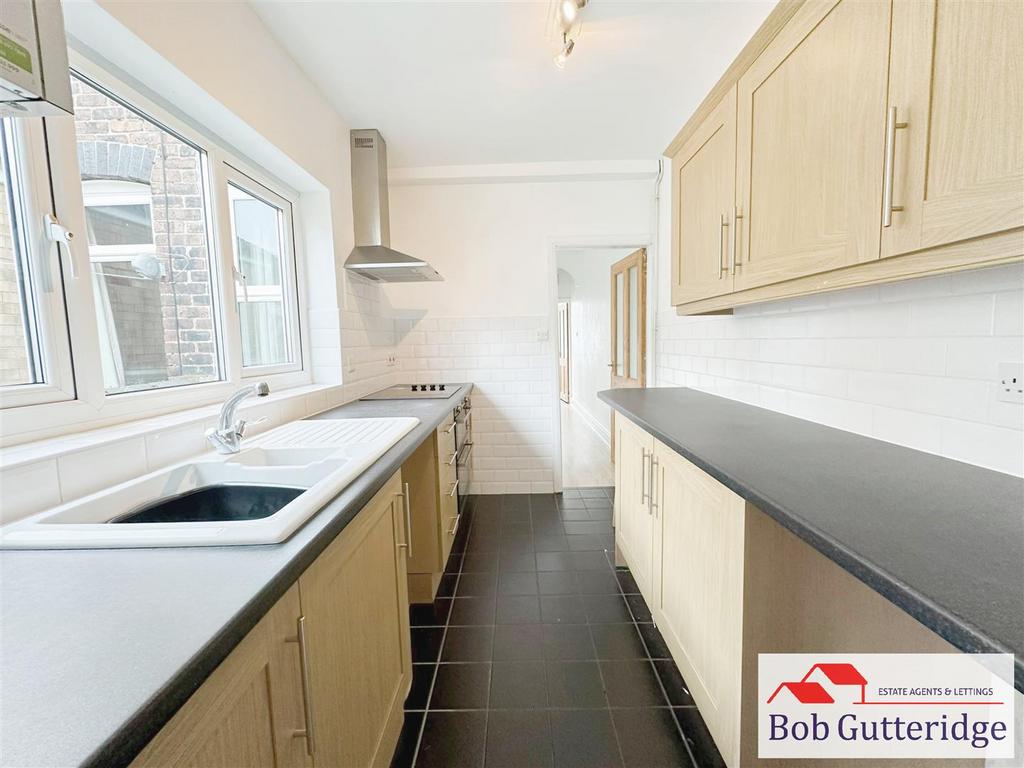 Fitted kitchen