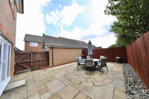 4 bedroom detached house for sale, Whitsun Grove, Cottingham