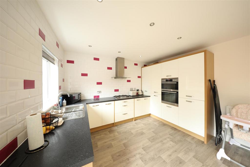 Kitchen diner