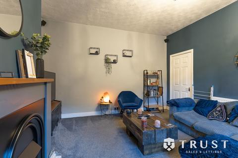 1 bedroom terraced house for sale, Leeds Road, Dewsbury, WF12