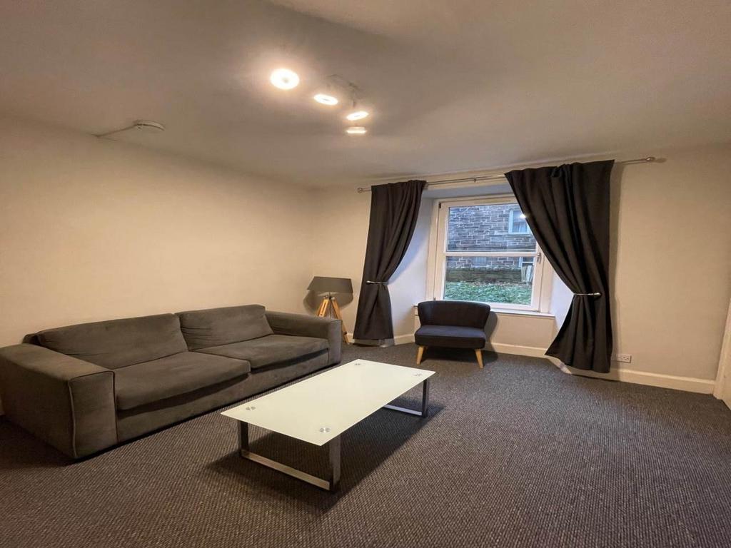 Living room 2