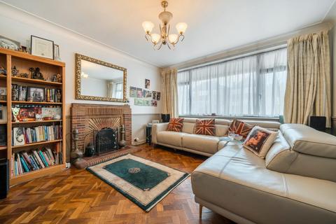 undefined, Dalkeith Grove, Stanmore HA7